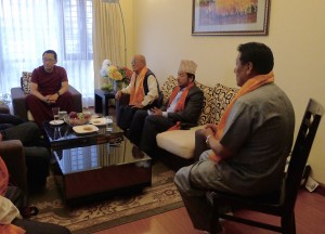 Rinpoche meets with Nepalese officials.